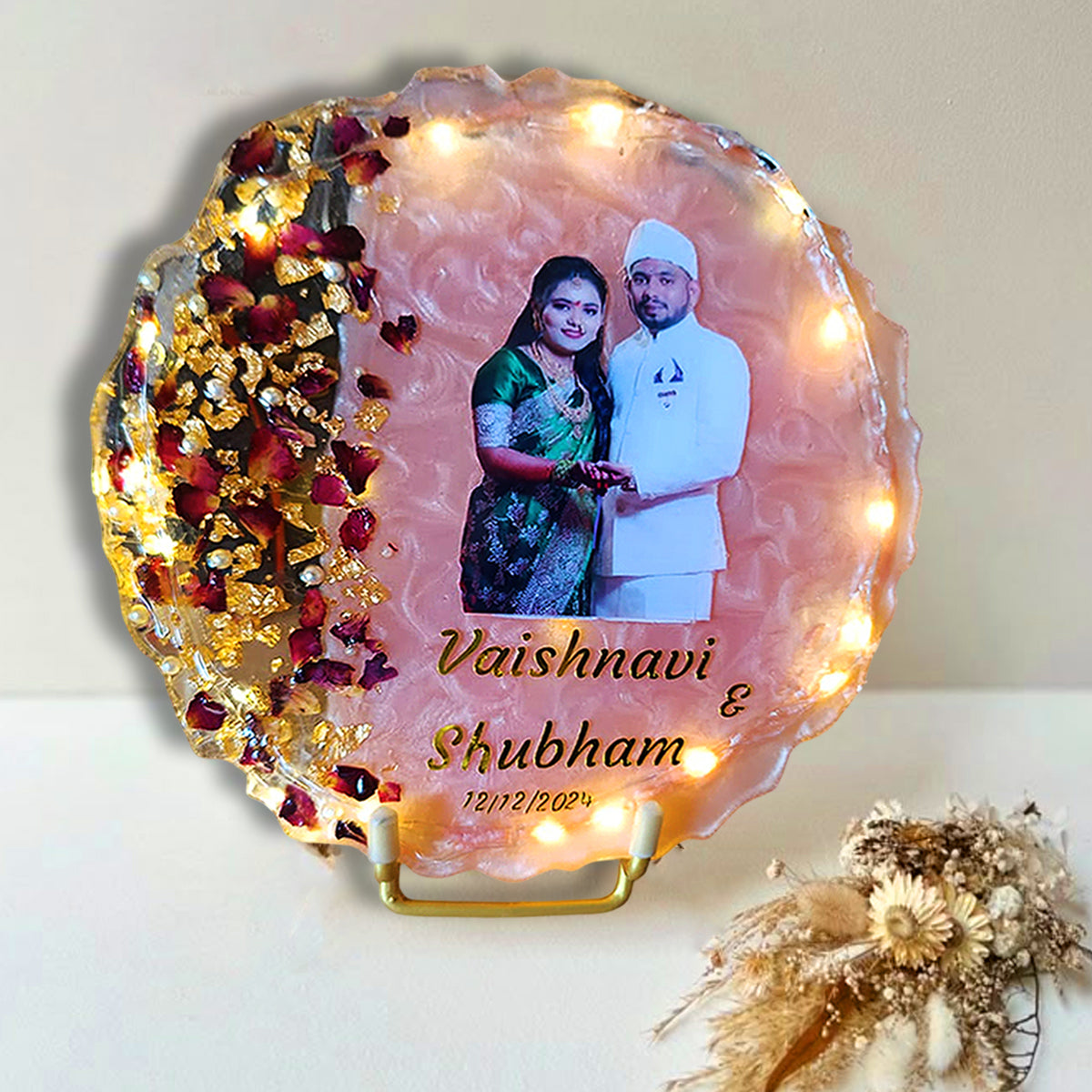 Personalized Couple Photo Gift with LED Light – A Heartfelt Anniversary Keepsake