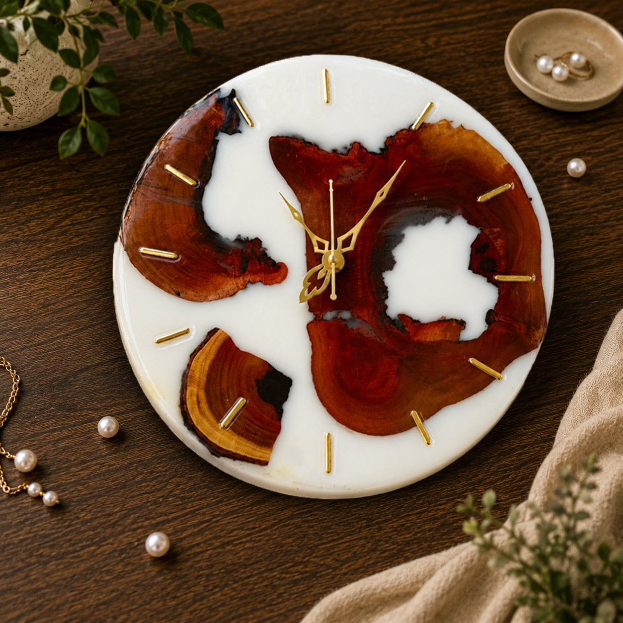 Royal Wood & Resin Theme Classic Wall Clock