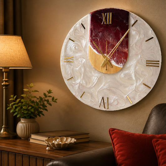 Classic Pitch Theme Resin & Wooden Wall Clock