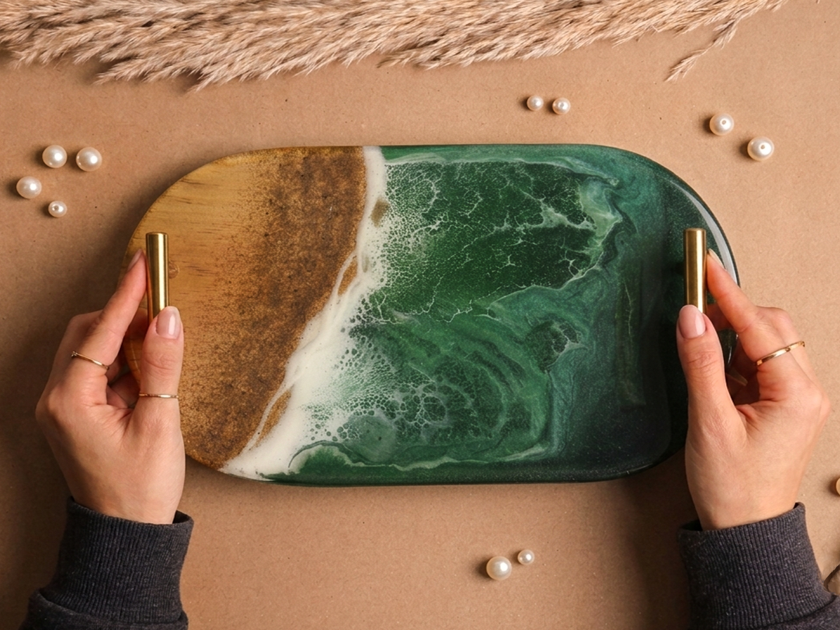 Classic Resin & Wooden Tray with Coasters | Colour- Green