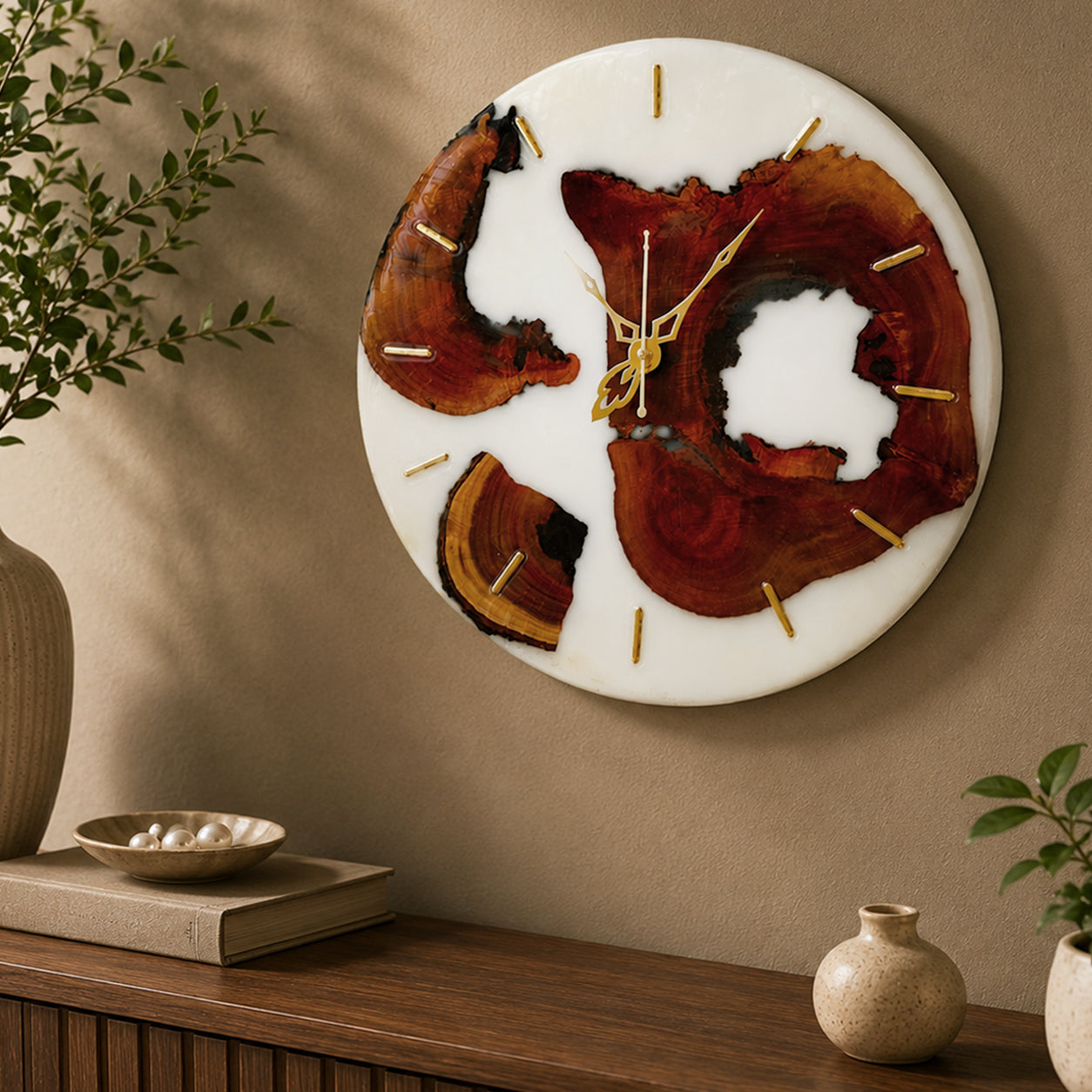 Royal Wood & Resin Theme Classic Wall Clock
