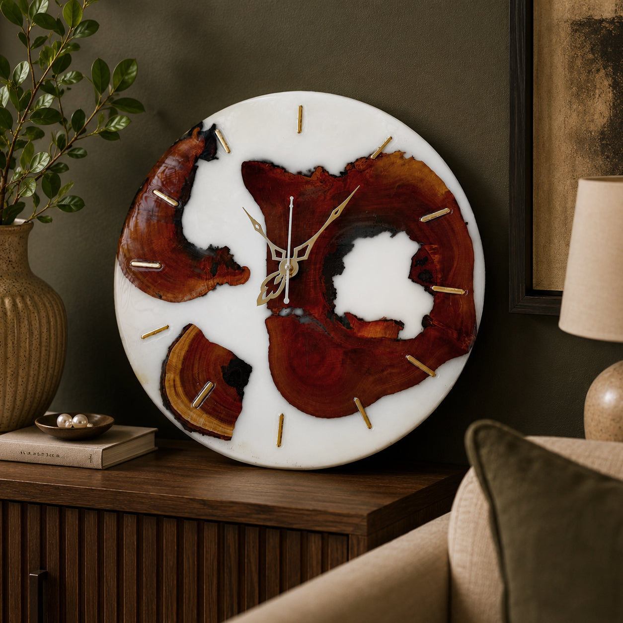Royal Wood & Resin Theme Classic Wall Clock